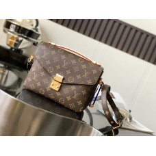 Louis Vuitton Presbyopia Messenger Bag M40780