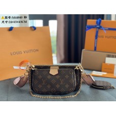 Сумка Louis Vuitton Mahjong M44840 розовая Multi Pochette Accessoires Monogram Canvas