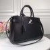 Louis Vuitton WIST Tote Bag M54810 - Enfoque de moda