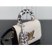 Louis Vuitton Twist Small Bag M58546 - El encanto salvaje se encuentra con la S moderna