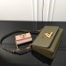 Сумка Louis Vuitton Twist MM среднего размера и сумки Twisty Clutch M59885