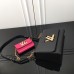 Сумка Louis Vuitton Twist MM среднего размера и сумки Twisty Clutch M59885