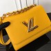 Louis Vuitton Twist Medium Bag M59887 Женские сумки из зернистой кожи Epi Twist MM