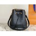 Louis Vuitton Women LV Néonoé BB Черная телячья кожа Телячья кожа M22598