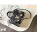 Louis Vuitton M45659 Tas Tote Kecil Onthego Print Hitam Putih