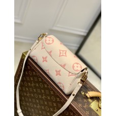 Сумка Louis Vuitton Favorite - Белый M46393