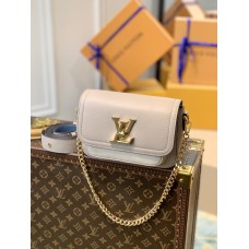 LOUIS VUITTON LOCKME TENDER BAG - M58554 Bež