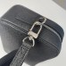 Louis Vuitton Pochette Kasai Embreagem M30441