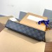 Louis Vuitton Monogram Eclipse Pochette Voyage Mediano M41696