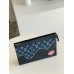 Kopling Denim Louis Vuitton Pochette Voyage M45961