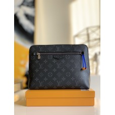 Louis Vuitton New Pouch Clutch M60417