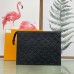 Клатч Louis Vuitton Monogram Eclipse Voyage Medium M61692