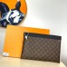 Louis Vuitton Pochette Apollo Handtasche M69411