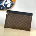 Сумка Louis Vuitton Pochette Apollo M69411