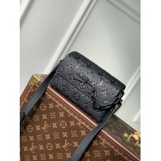 Louis Vuitton Monogram Taurillon lederen stoombootkettingtas M81746