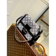 Tas tangan medium Louis Vuitton Dauphine M21458-2023 Berlayar lebih awal