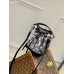 دلو صغير من Louis Vuitton M46449 - NANO NOé حقيبة Monogram Jacquard Denim