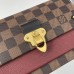 Carteira Louis Vuitton Vavin com corrente N60222