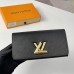 Carteira Louis Vuitton M80690 Twist Epi Couro